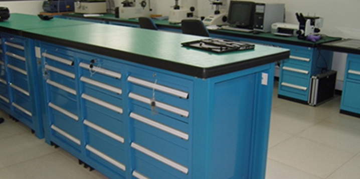 工具柜在機(jī)械制造行業(yè)維修車間的應(yīng)用